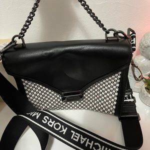 MICHAEL KORS SIDE BAG!